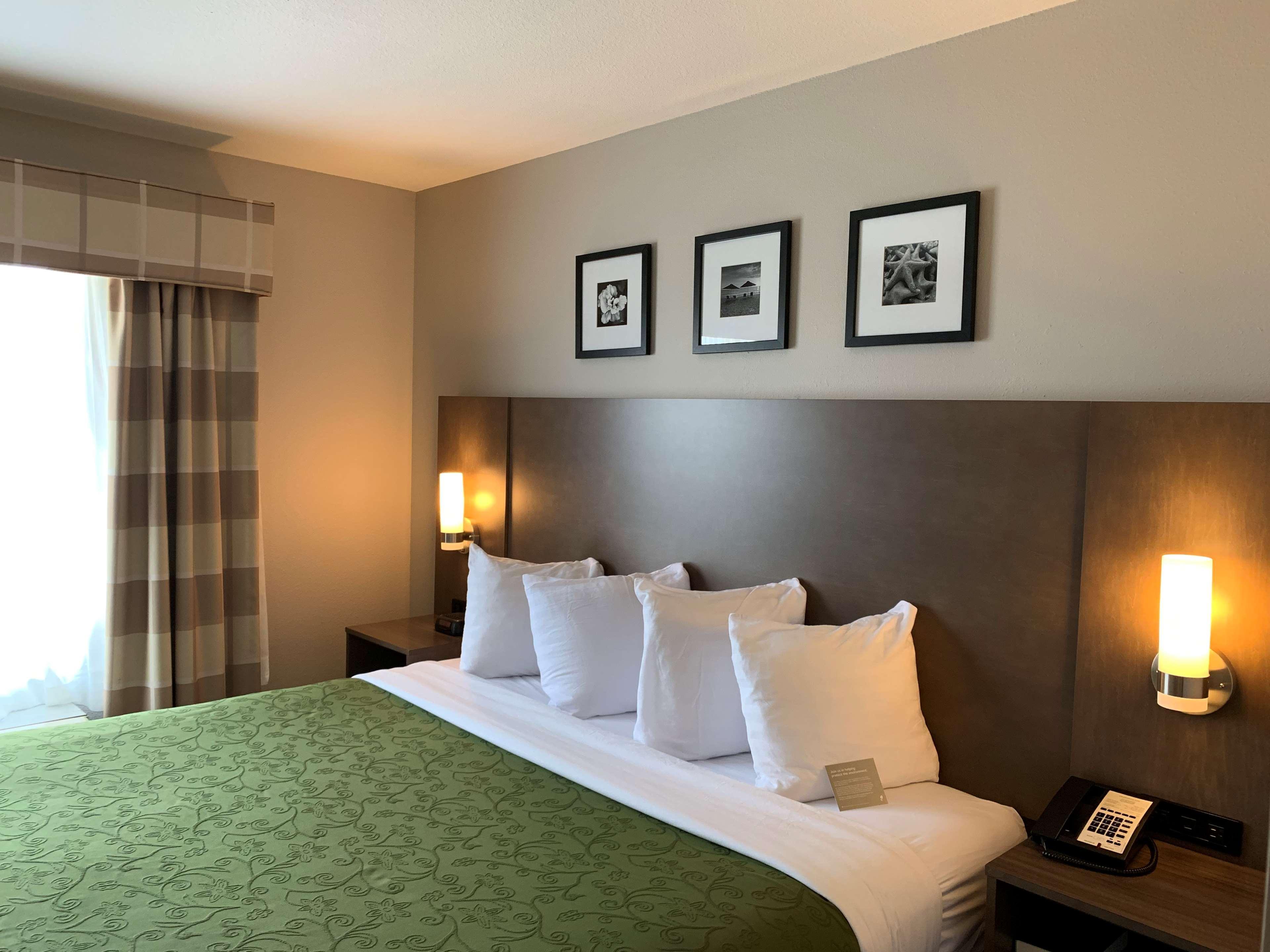 Country & By Radisson - Pleasant Prairie Hotel 3*