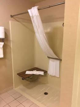 Country & By Radisson - Pleasant Prairie Hotel Kenosha